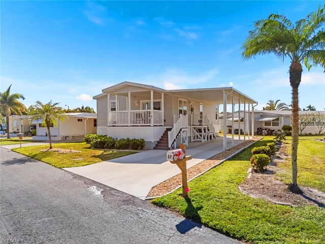 $299,900 | 37 Ronald Drive, Fort Myers, FL 33908