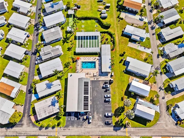 $299,900 | 37 Ronald Drive, Fort Myers, FL 33908