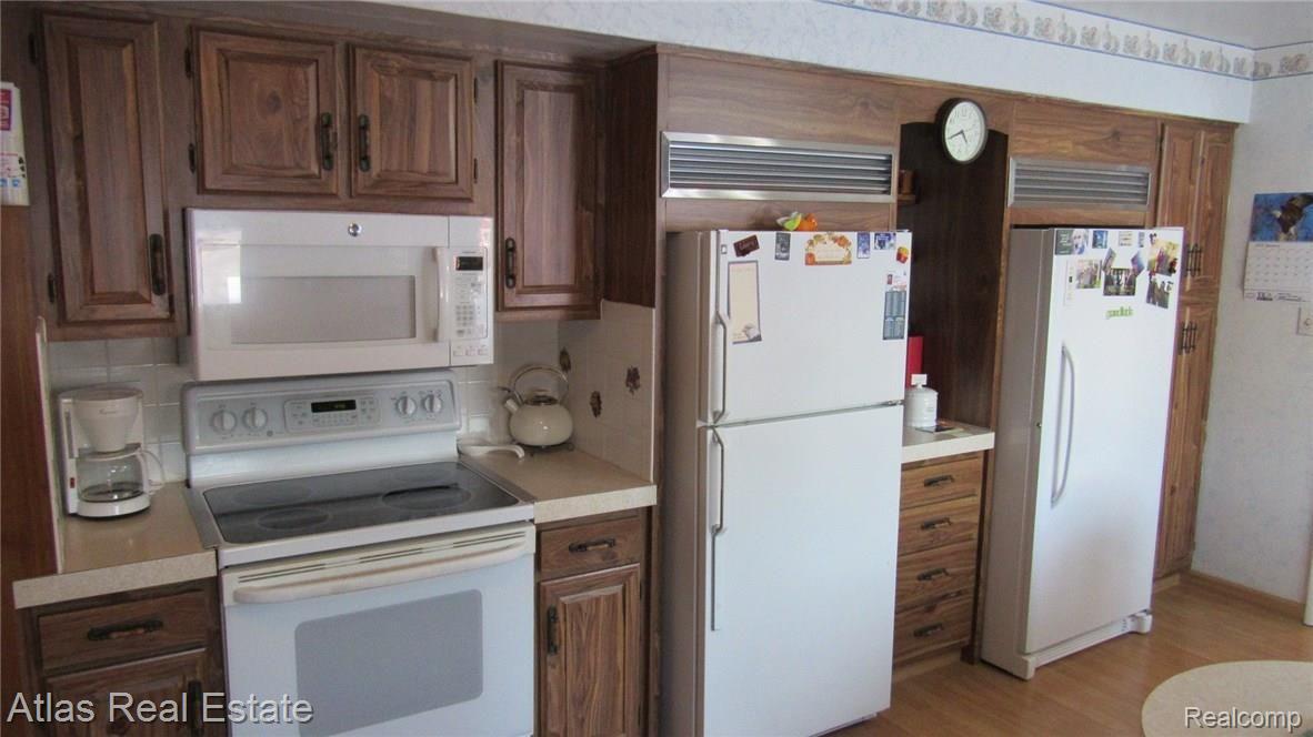 9309 State Goodrich, MI 48438 - Photo 16 of 36 IMG_8735.JPG