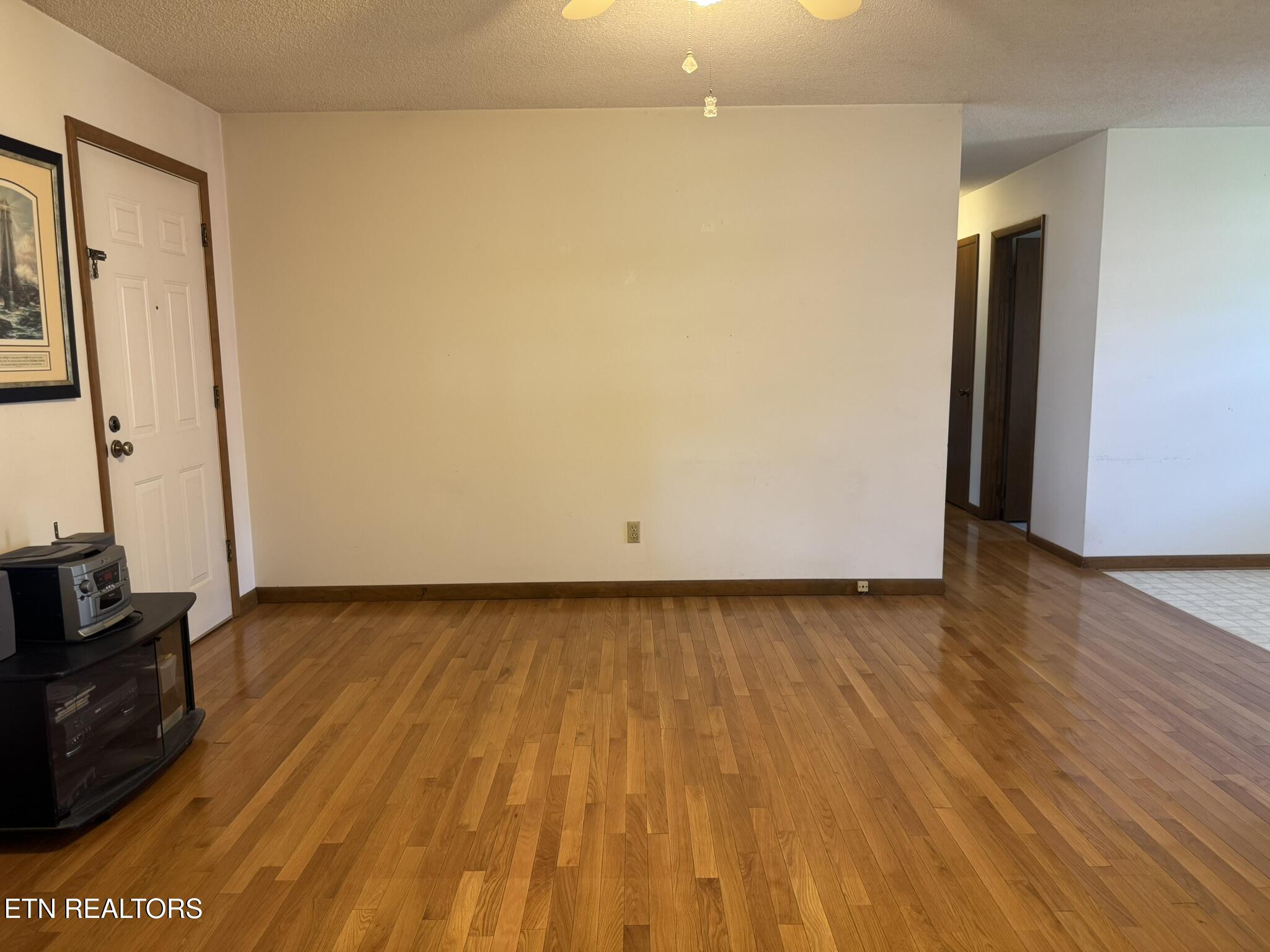 96 County Garage Road Crossville, TN 38555 - Photo 6 of 51 IMG_6310