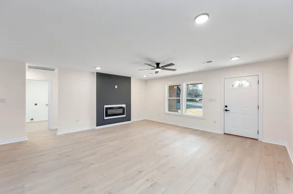 $299,900 | 99 Elmwood Cove, Jackson, TN 38305