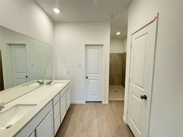 $245,640 | 1722 Indigo Chase Drive, Crosby, TX 77532