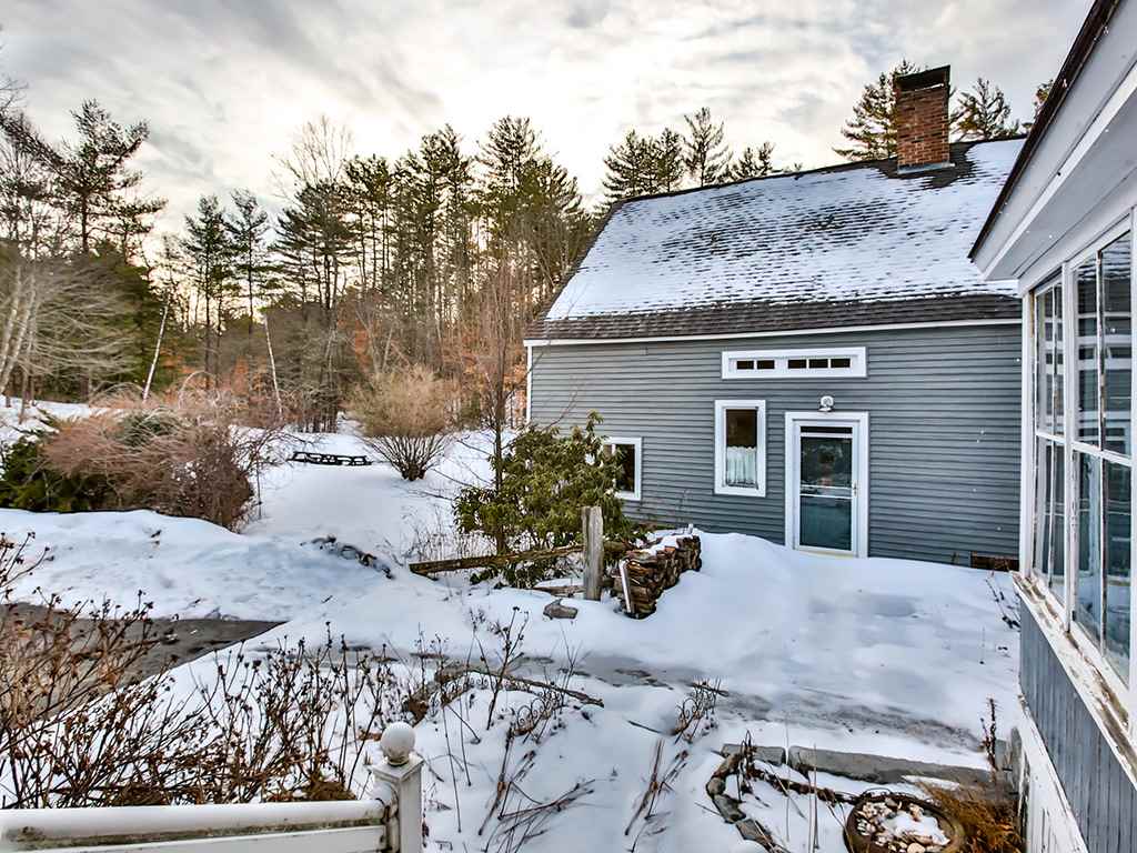 6 Horace Greeley Road Amherst, NH 03031 - Photo 29 of 40