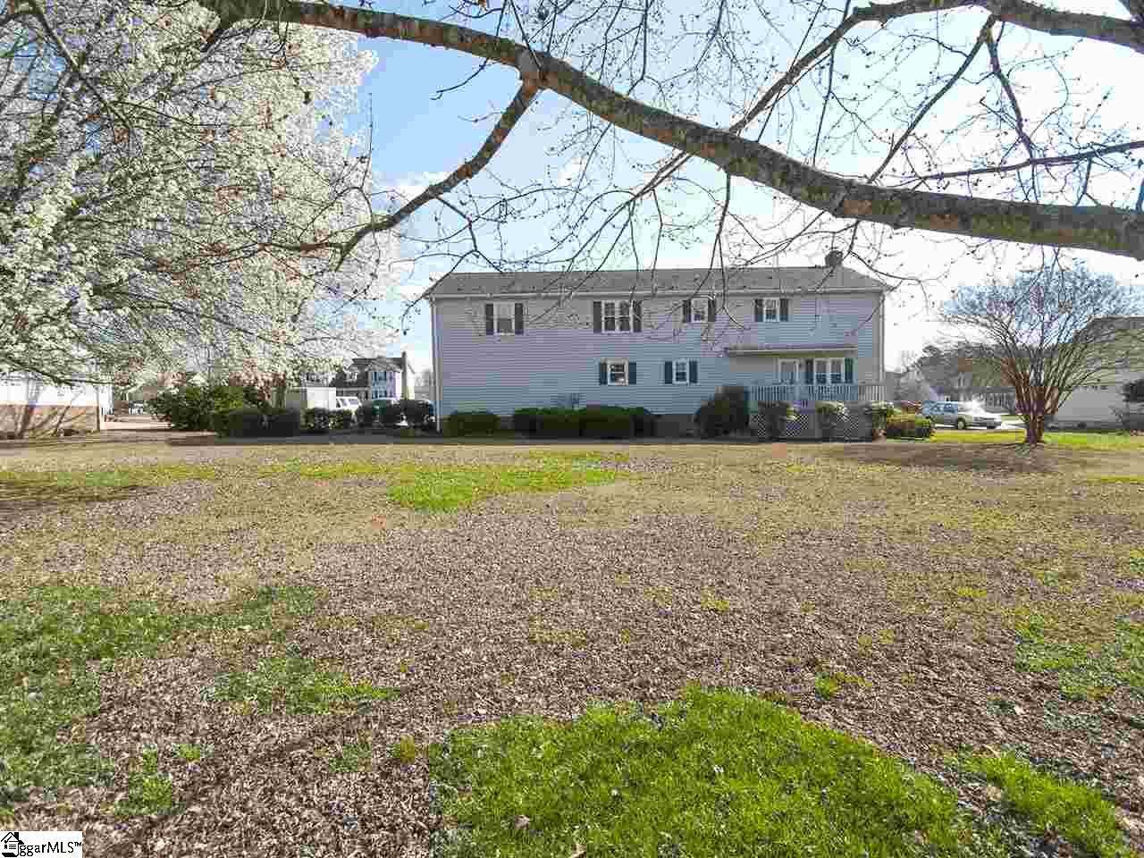 704 Rock Springs Road Easley, SC 29642 - Photo 6 of 36 Gallery Image 6