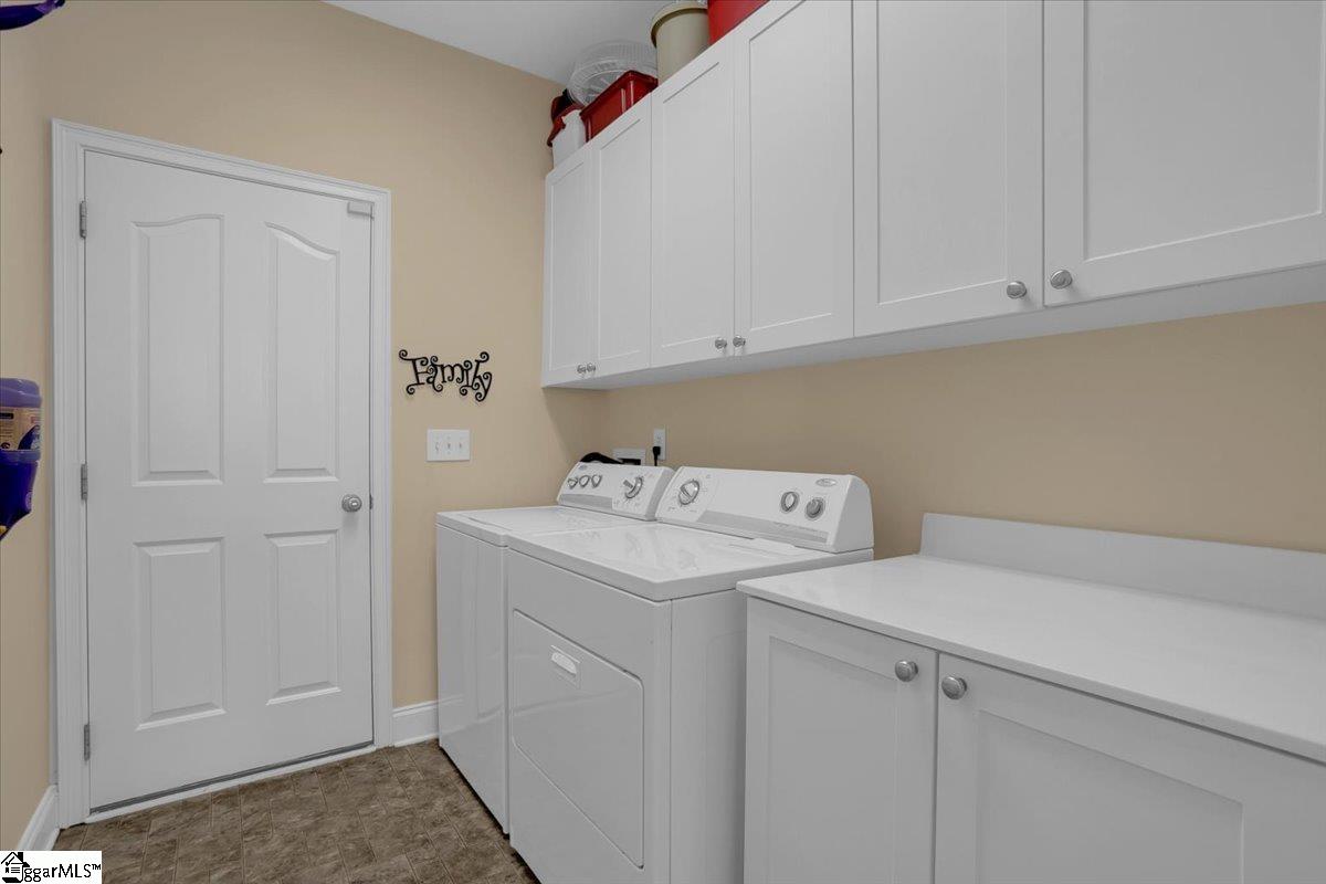 2493 Poole Road Greer, SC 29651 - Photo 15 of 36