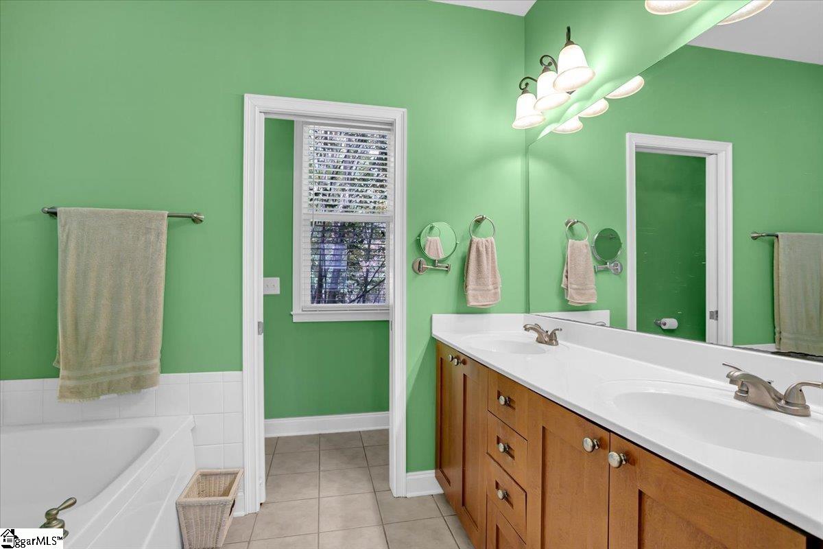2493 Poole Road Greer, SC 29651 - Photo 21 of 36