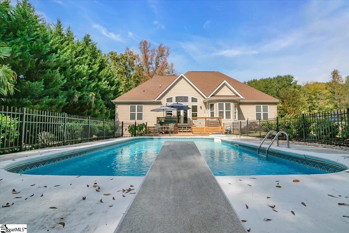 2493 Poole Road Greer, SC 29651 - Photo 29 of 36
