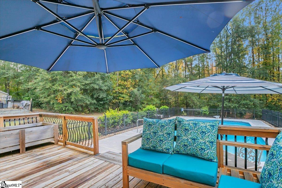 2493 Poole Road Greer, SC 29651 - Photo 32 of 36