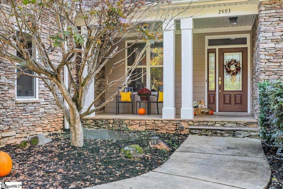 2493 Poole Road Greer, SC 29651 - Photo 4 of 36