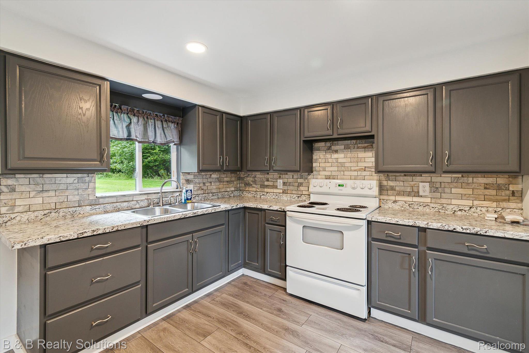 557 Barnes Lake Road Columbiaville, MI 48421 - Photo 24 of 64 Gallery Image 24