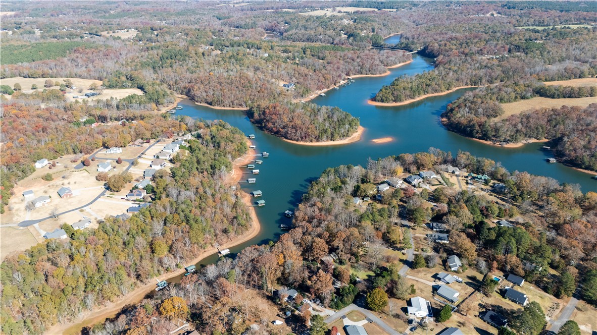 1202 Cartee Road Anderson, SC 29625 - Photo 5 of 39