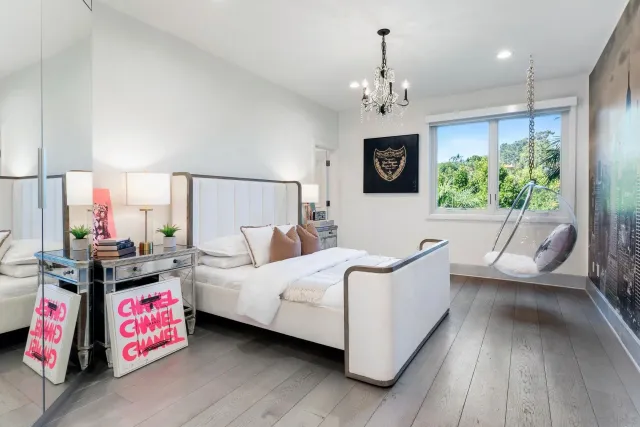 $5,295,000 | 6617 Muirlands Drive, La Jolla, CA 92037