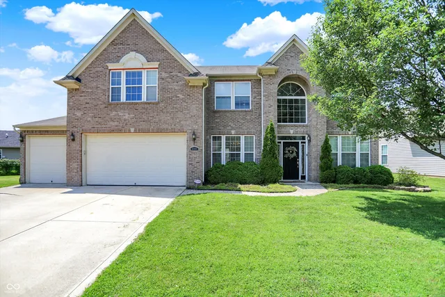 $414,999 | 5142 Cedar Mill Lane, Indianapolis, IN 46237