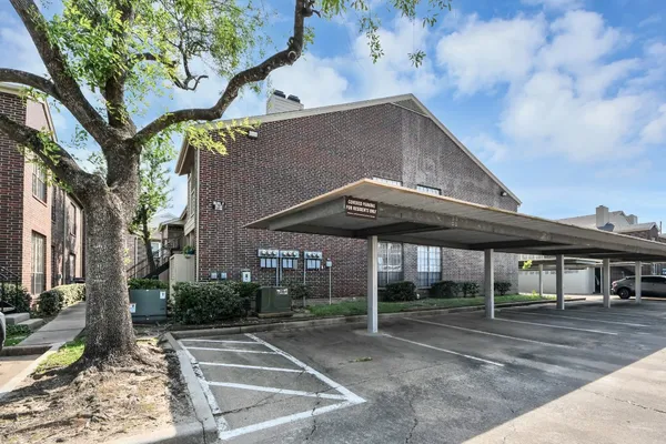 $1,400 | 8055 Cambridge Street, Unit 30, Houston, TX 77054