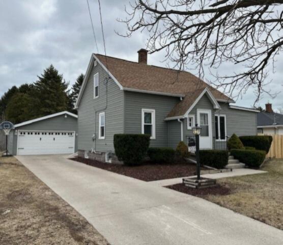 2213 South 35th Street Manitowoc, WI 54220 - Photo 2 of 35 exterior garage