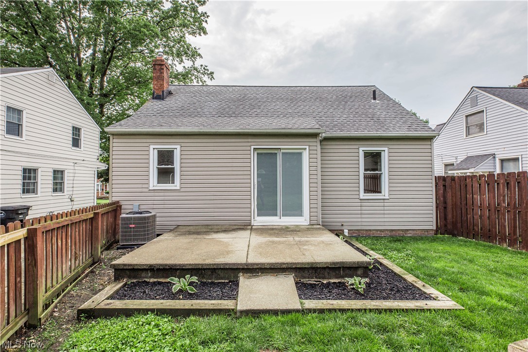 1411 Irene Road Lyndhurst, OH 44124 - Photo 30 of 35