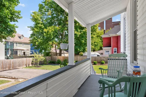 a view of a garden with pathway