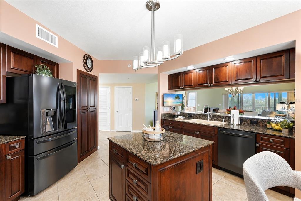 960 Starkey Road, Unit 5406 Largo, FL 33771 - Photo 10 of 72
