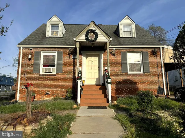 $480,000 | 5327 Greenway Drive, Riverdale, MD 20737
