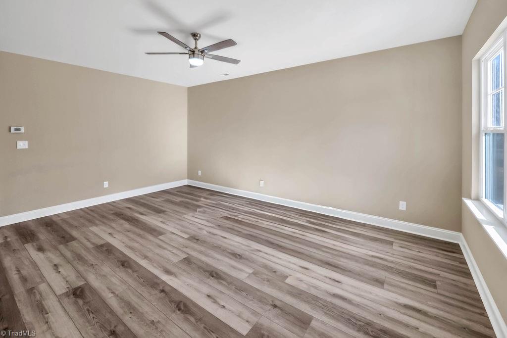 5516 Cedarbrook Road Jonesville, NC 28642 - Photo 6 of 24 Gallery Image 6
