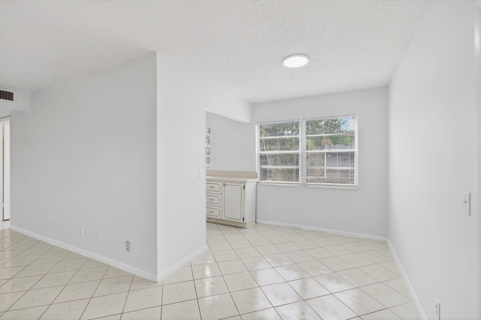 360 Fanshaw I Boca Raton, FL 33434 - Photo 12 of 103 22-web-or-mls-DSC_8814