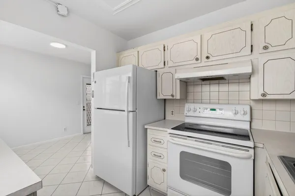 $130,000 | 360 Fanshaw I, Boca Raton, FL 33434