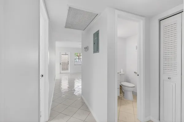 $130,000 | 360 Fanshaw I, Boca Raton, FL 33434