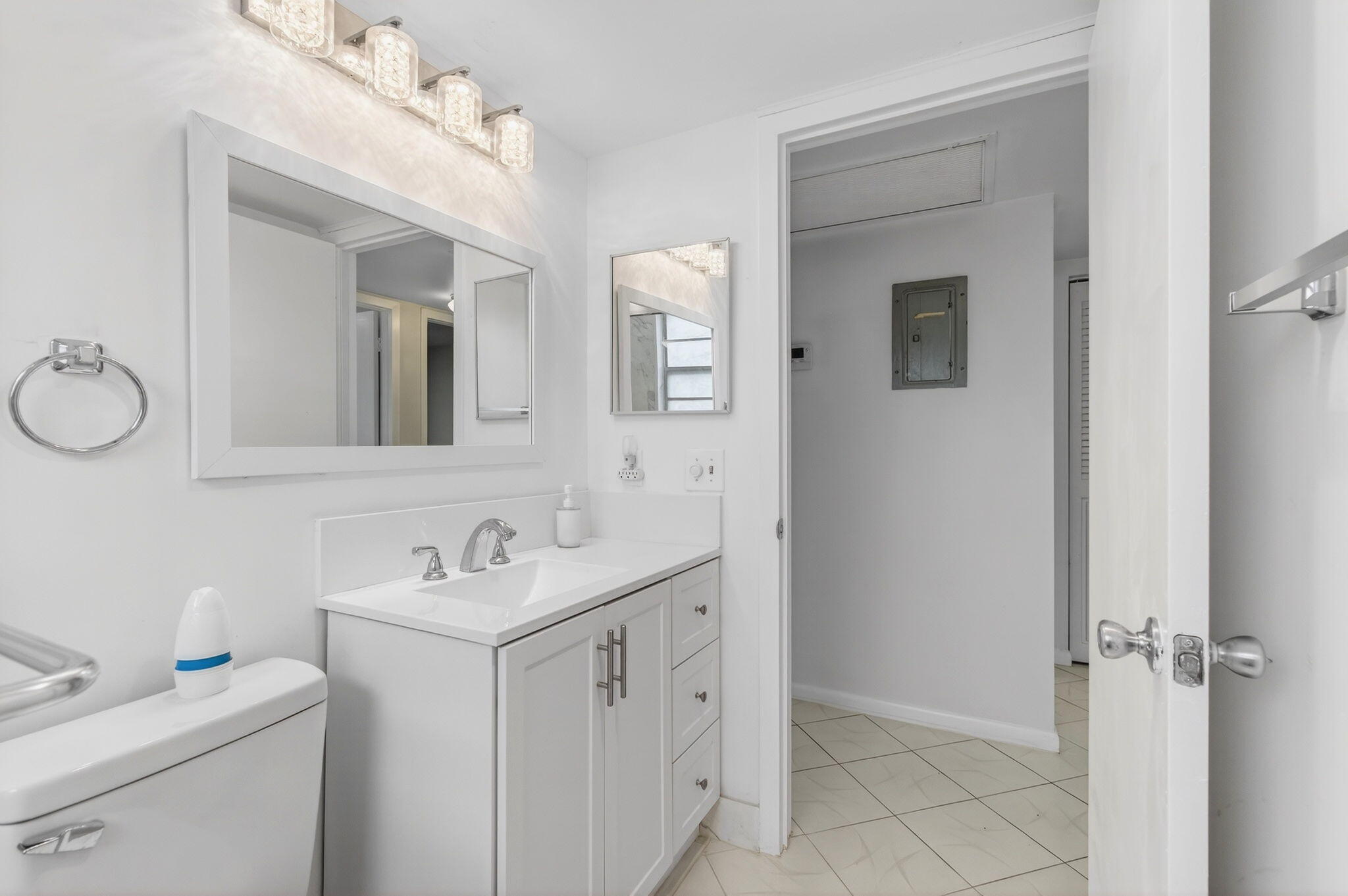 360 Fanshaw I Boca Raton, FL 33434 - Photo 32 of 103 41-web-or-mls-DSC_8963