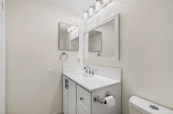 $130,000 | 360 Fanshaw I, Boca Raton, FL 33434