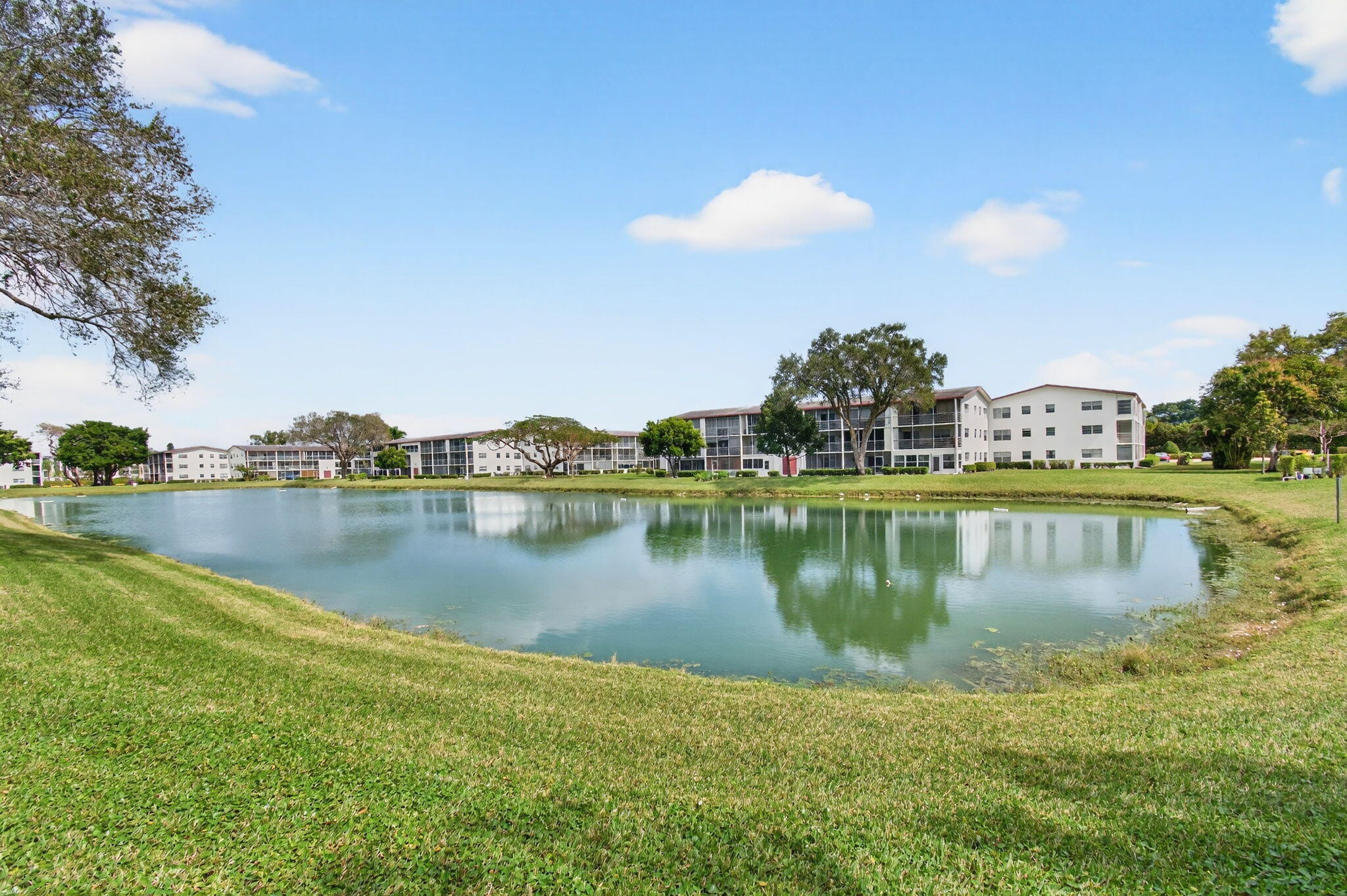 360 Fanshaw I Boca Raton, FL 33434 - Photo 50 of 103 61-web-or-mls-DSC_8674