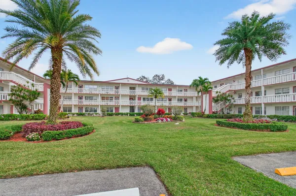 $130,000 | 360 Fanshaw I, Boca Raton, FL 33434