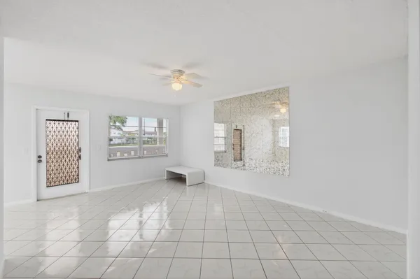 $130,000 | 360 Fanshaw I, Boca Raton, FL 33434