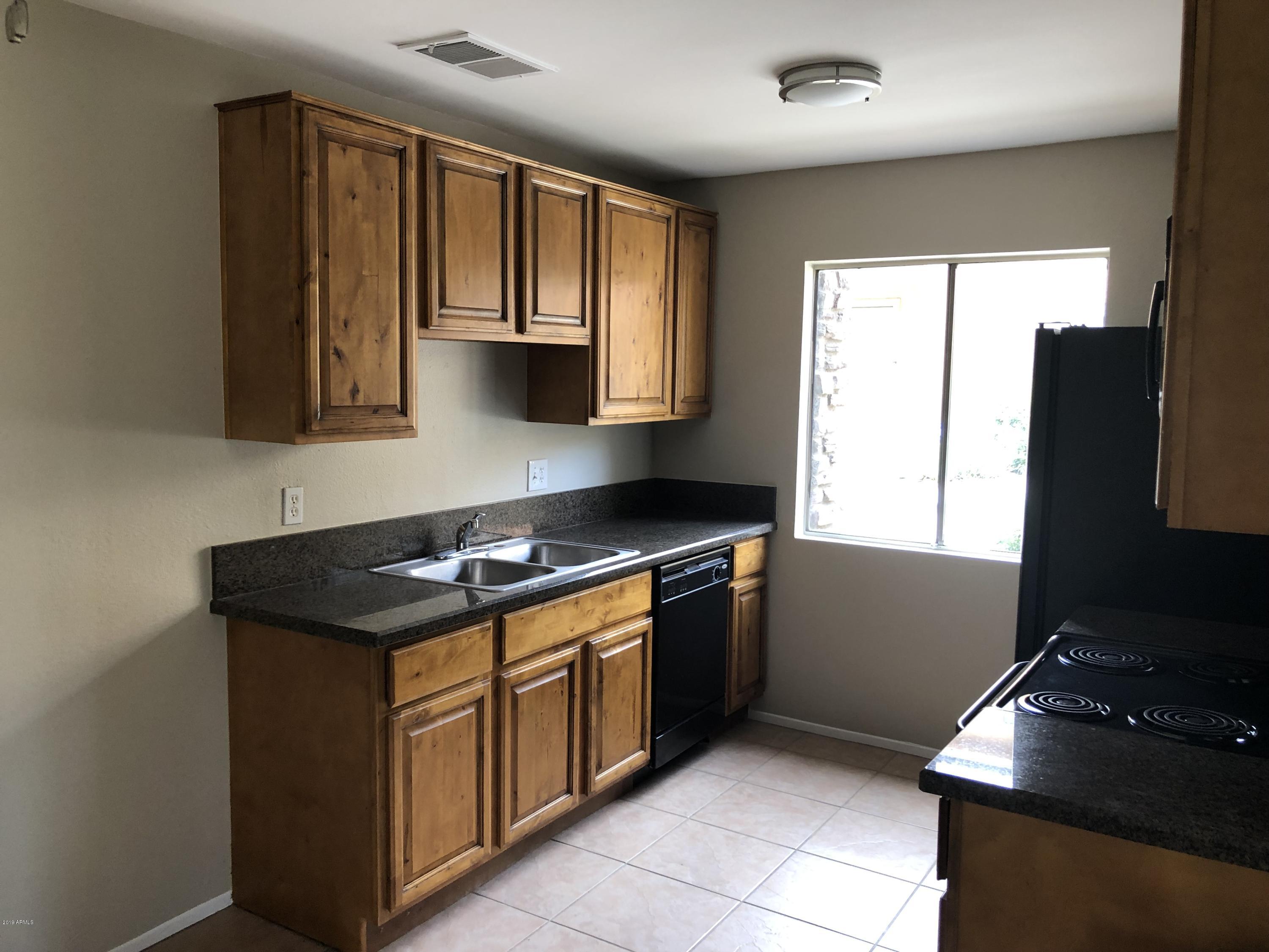 3511 East Baseline Road, Unit 1250 Phoenix, AZ 85042 - Photo 4 of 14 IMG_4314