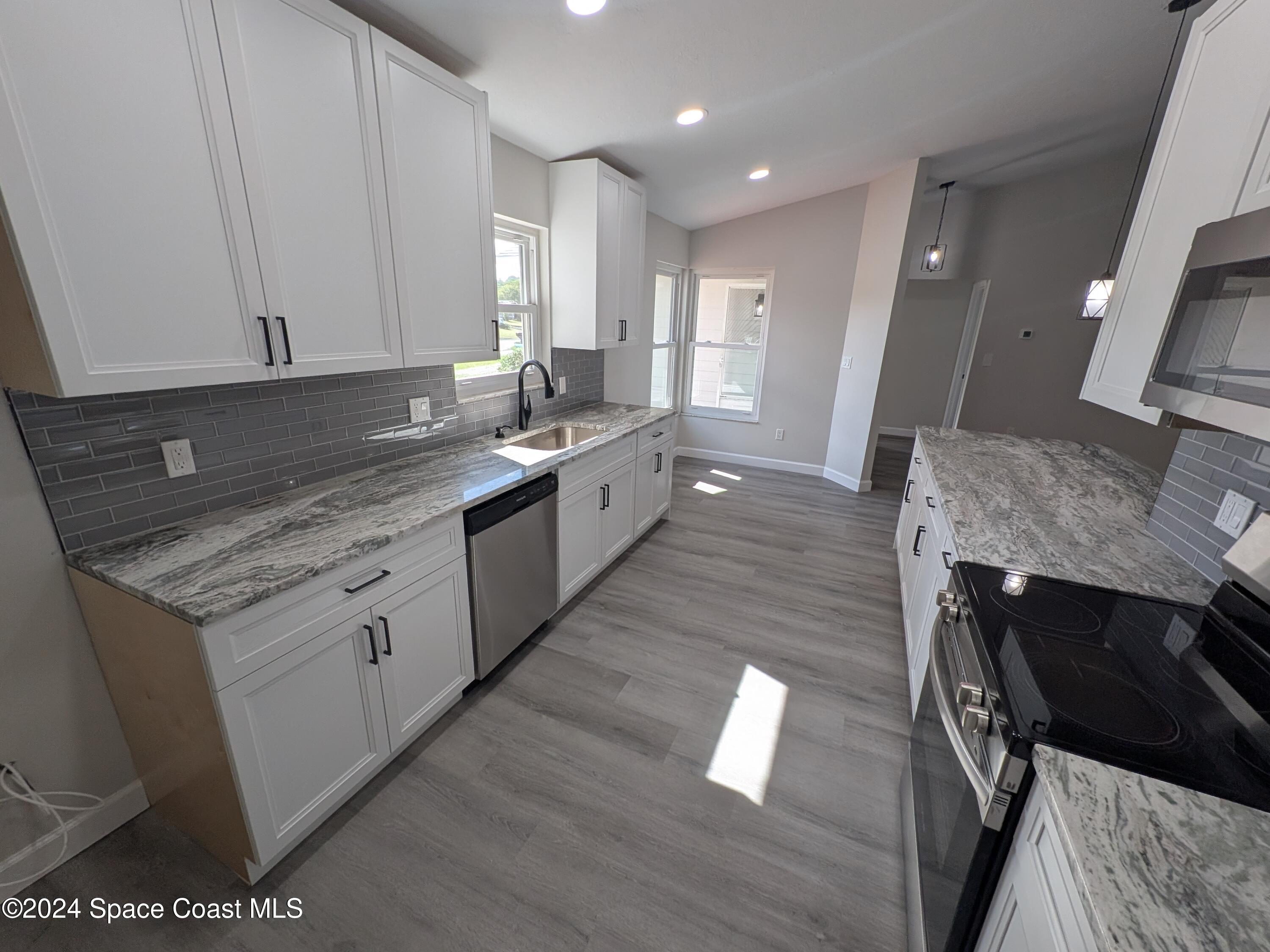 379 Sauders Road Southeast Palm Bay, FL 32909 - Photo 13 of 64 PXL_20241115_175523435
