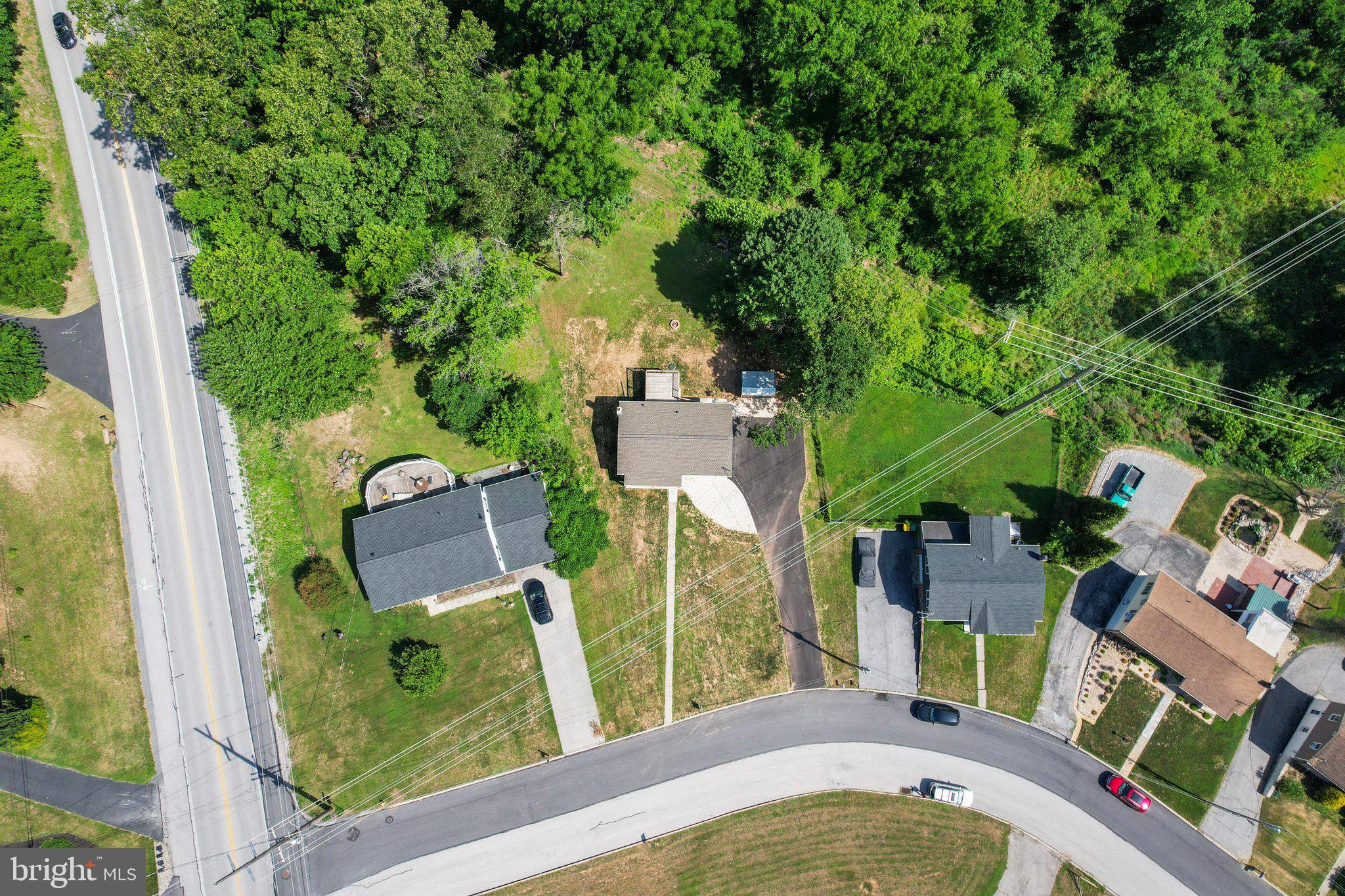 14 Waterfront Drive Hanover, PA 17331 - Photo 6 of 45