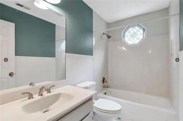 $2,649 | 1880 Meadowchase Court, Snellville, GA 30078