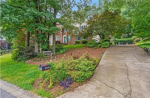 $2,649 | 1880 Meadowchase Court, Snellville, GA 30078