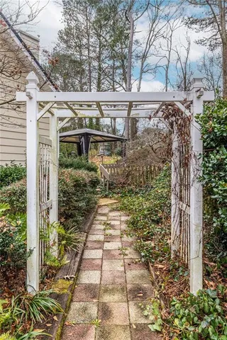 $2,350 | 1880 Meadowchase Court, Snellville, GA 30078