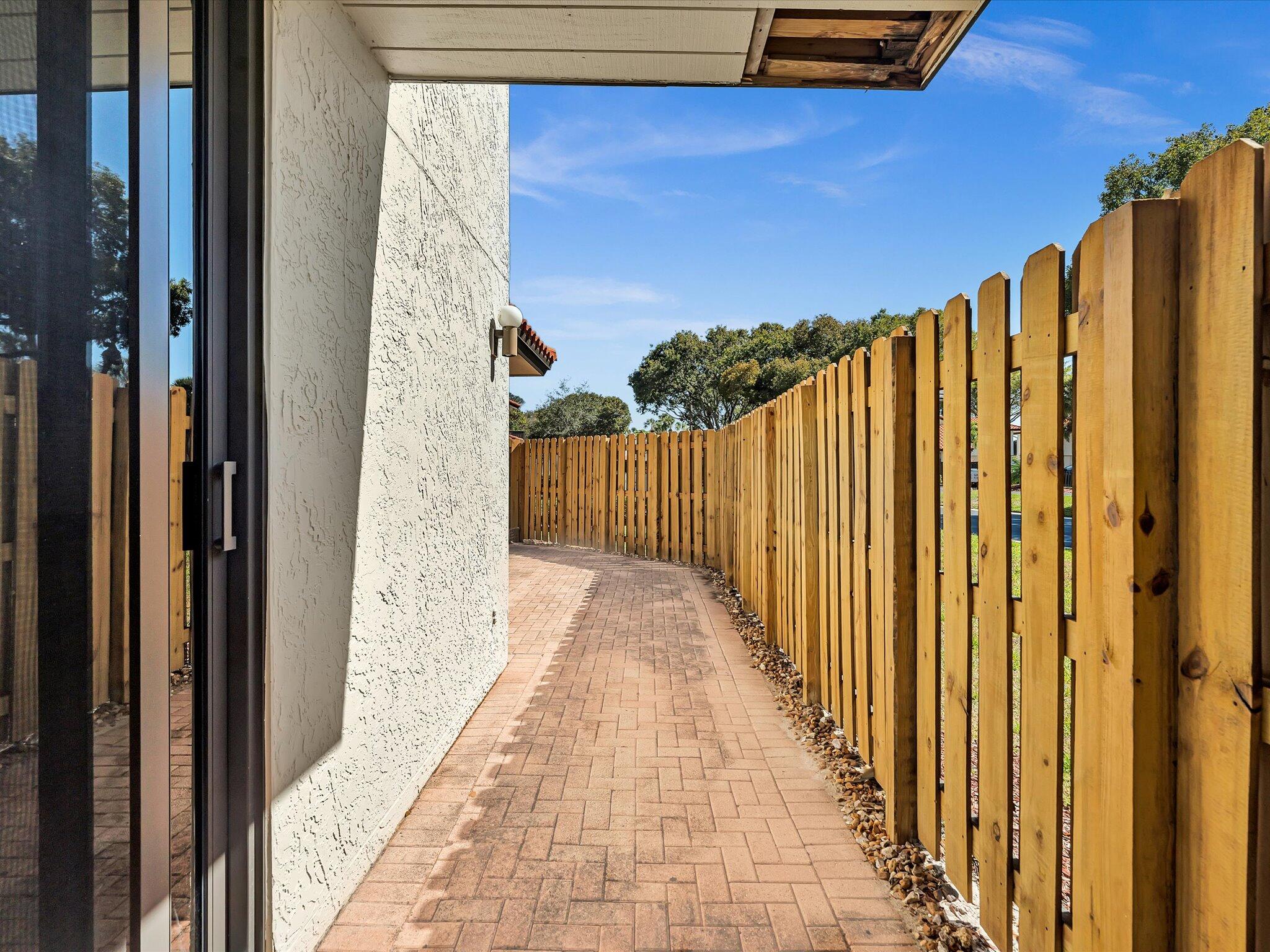 5719 Fox Hollow Drive, Unit A Boca Raton, FL 33486 - Photo 24 of 49 26-FPP00476