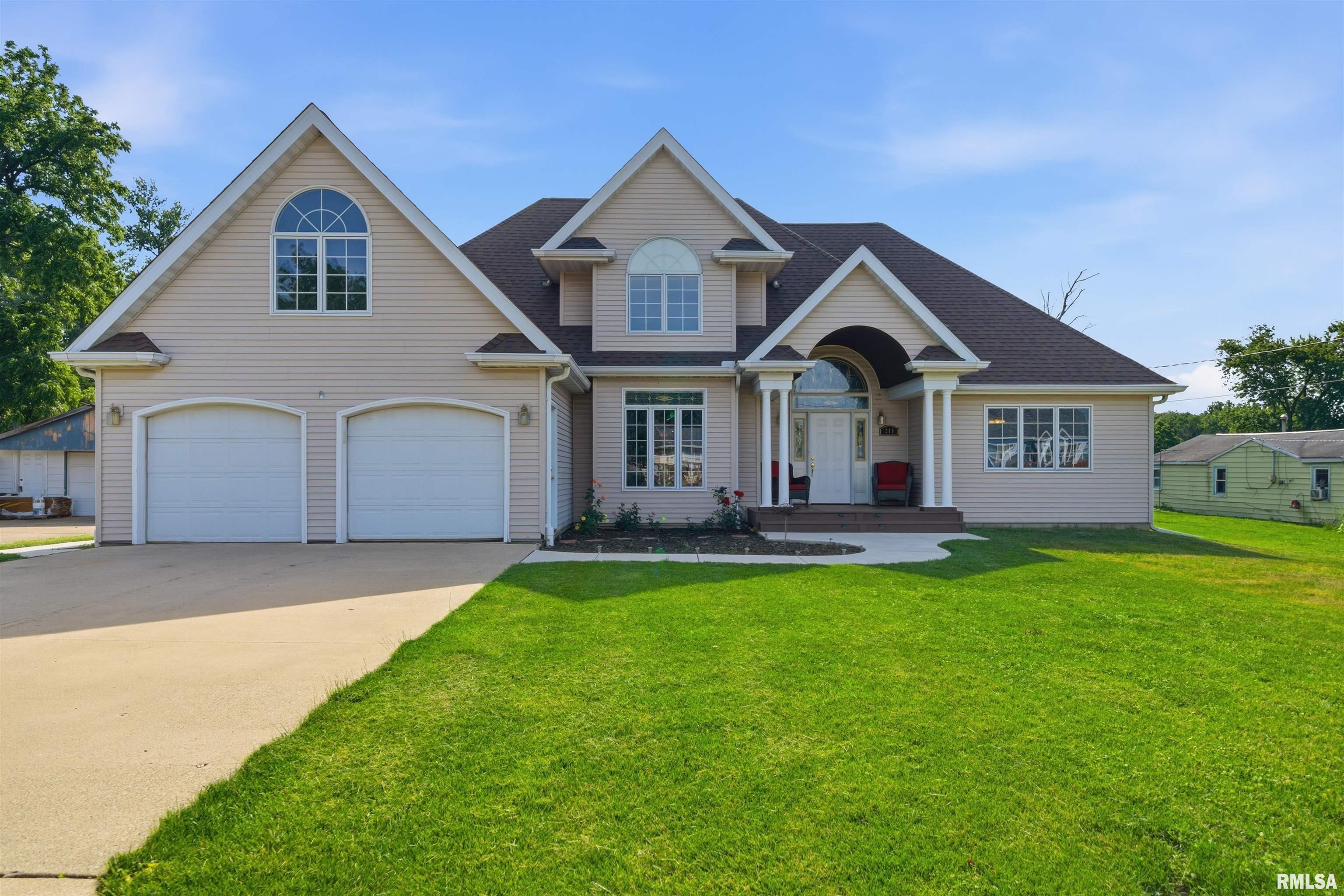 211 Wagner Street Washington, IL 61571 - Photo 1 of 51