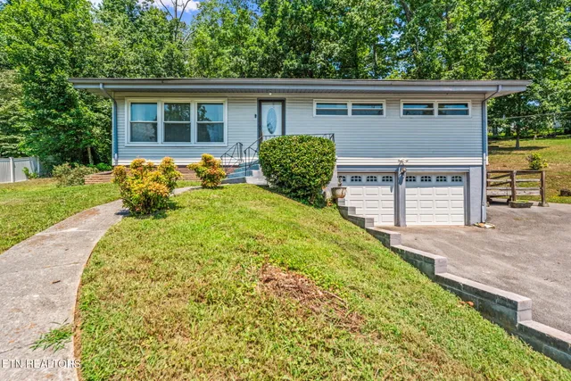 $335,000 | 5013 Ridgemont Drive, Knoxville, TN 37918