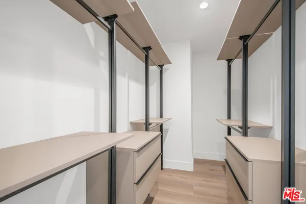 $5,800 | 8326 Blackburn Avenue, Los Angeles, CA 90048