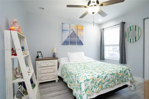 $569,990 | 14954 Southwest 142nd Place, Miami, FL 33186