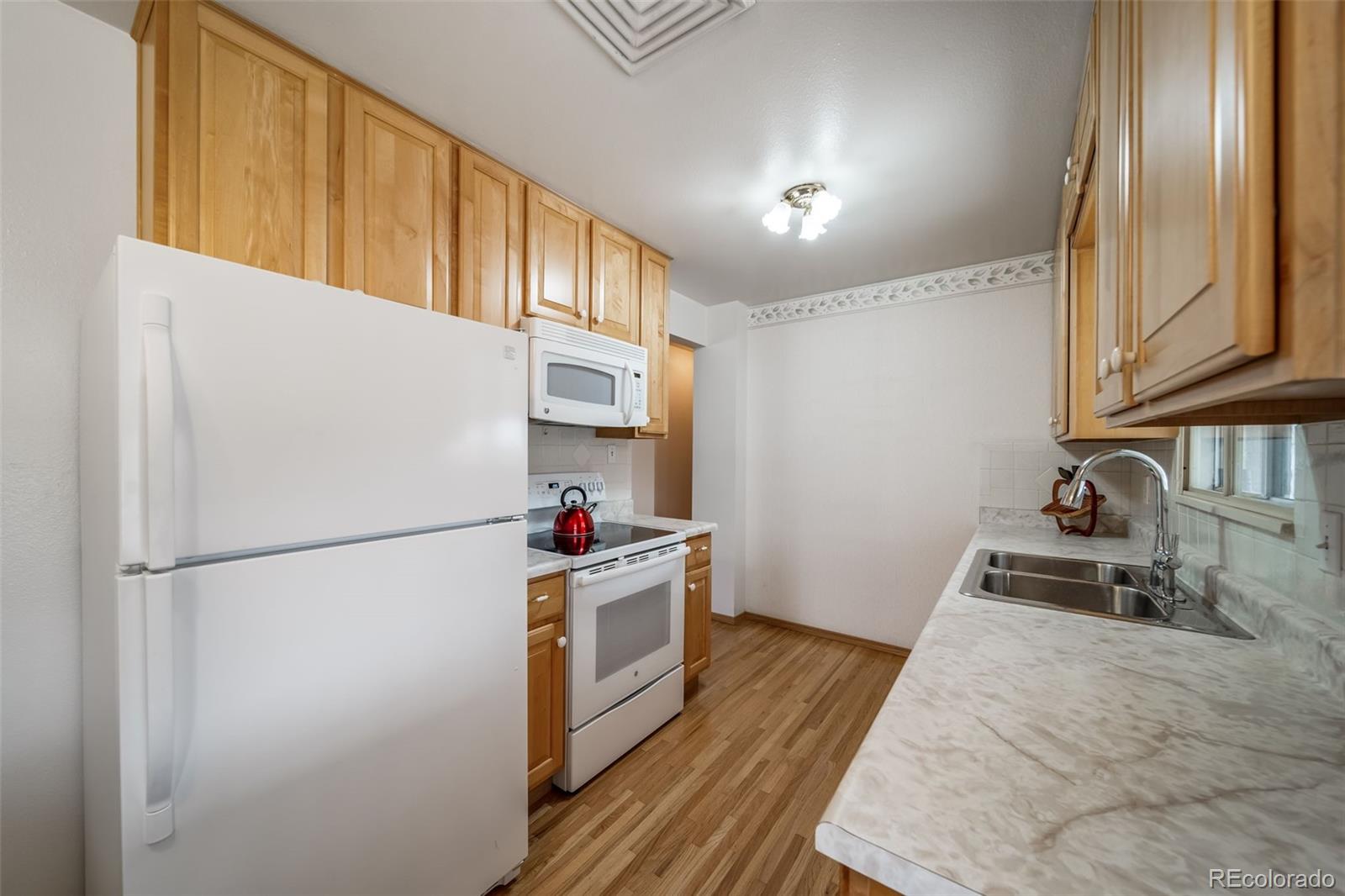 7921 Granada Road Denver, CO 80221 - Photo 11 of 40