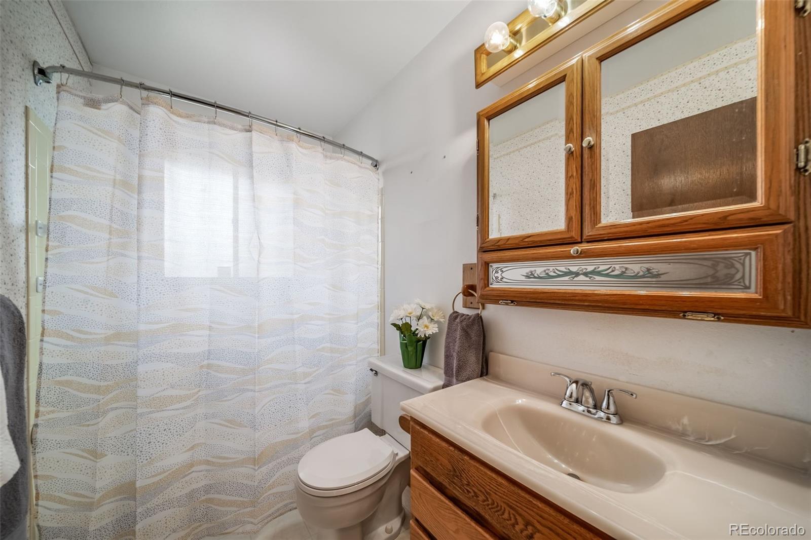 7921 Granada Road Denver, CO 80221 - Photo 17 of 40