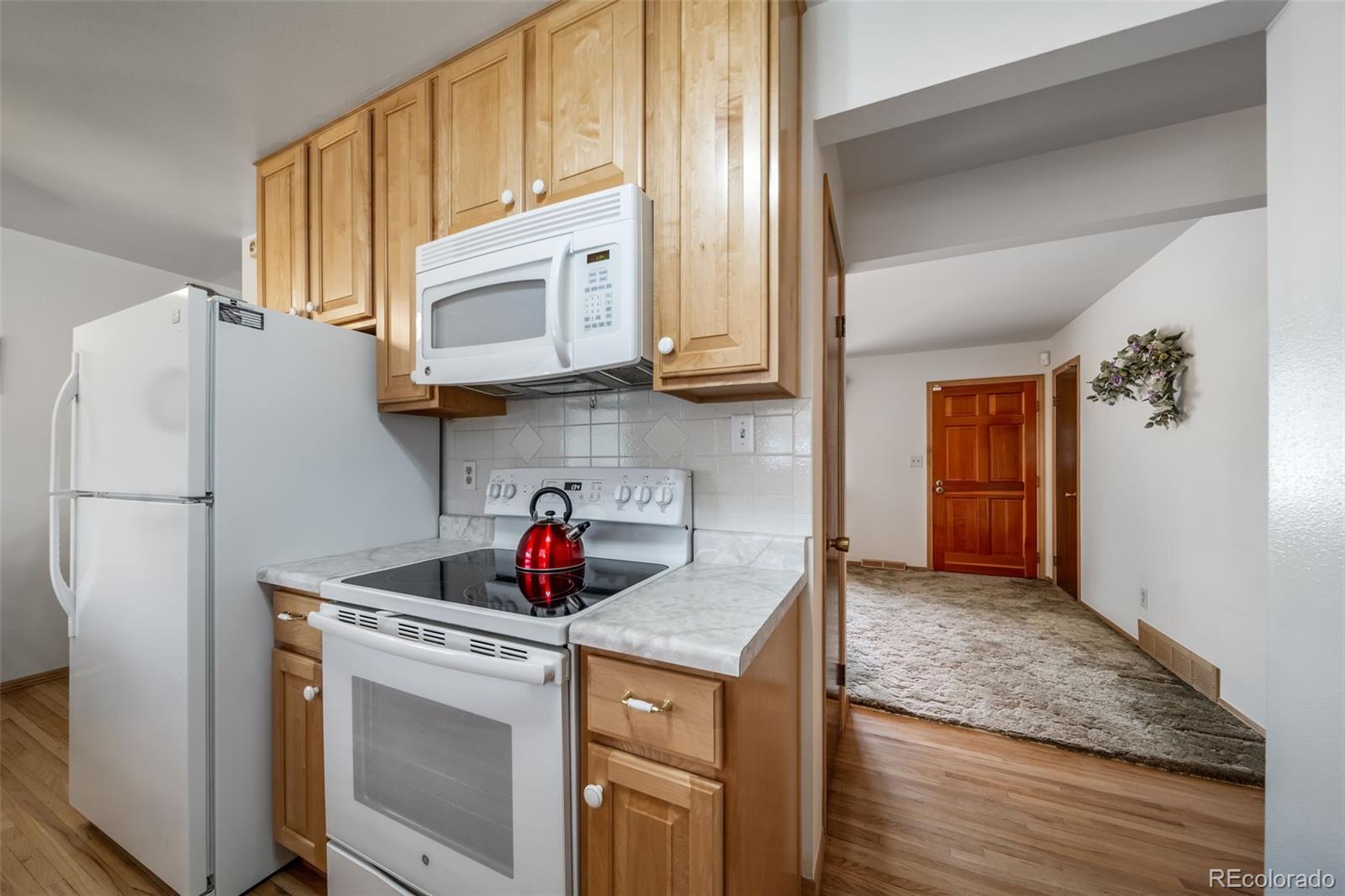 7921 Granada Road Denver, CO 80221 - Photo 9 of 40