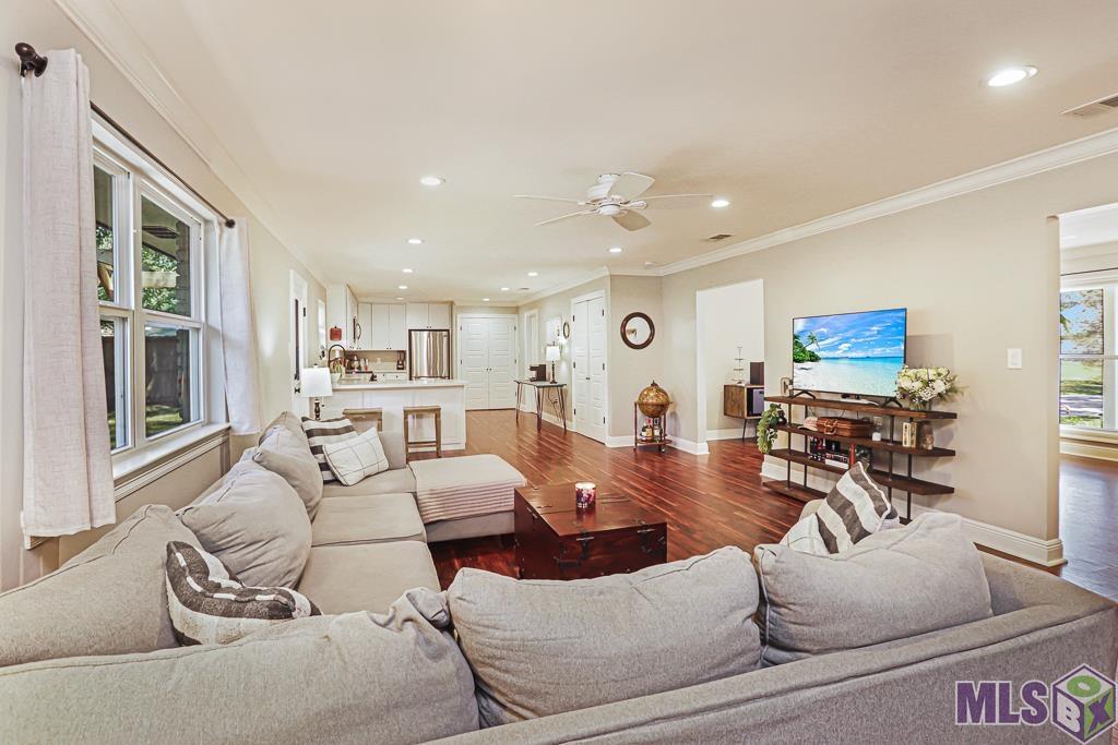 1464 Wellington Drive Baton Rouge, LA 70815 - Photo 14 of 32