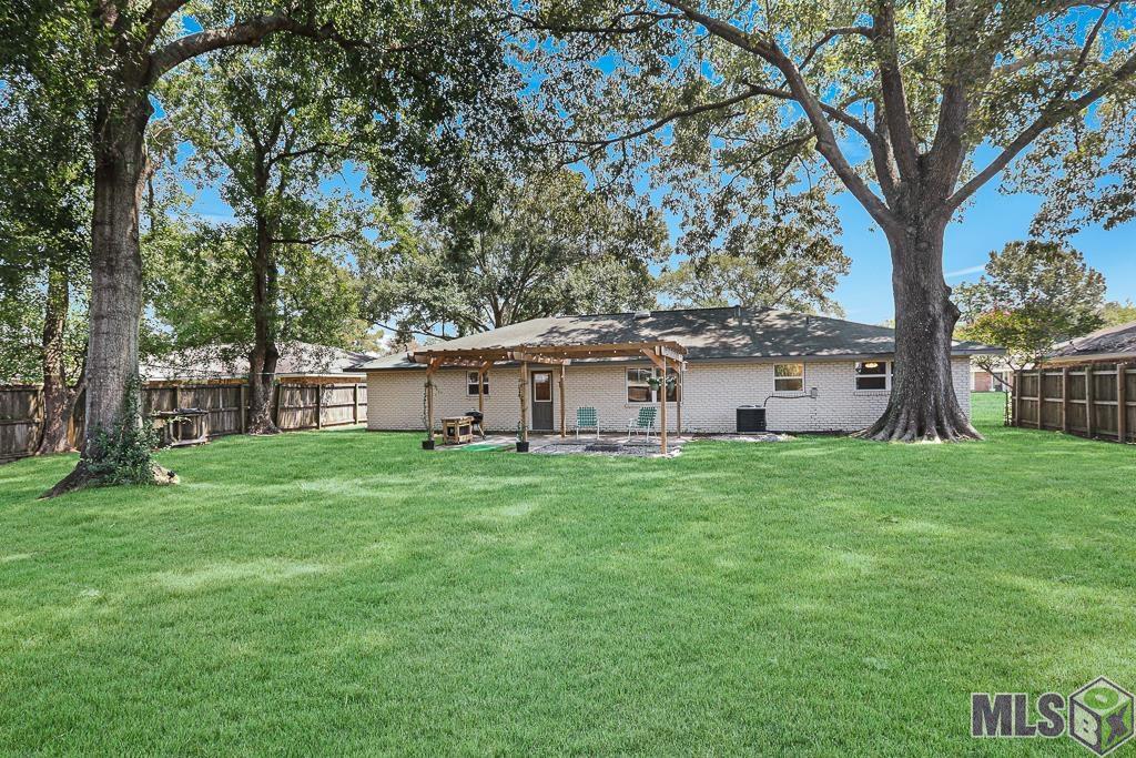 1464 Wellington Drive Baton Rouge, LA 70815 - Photo 29 of 32