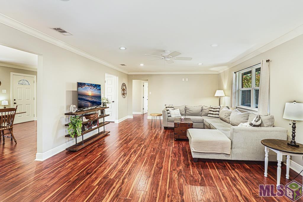 1464 Wellington Drive Baton Rouge, LA 70815 - Photo 8 of 32