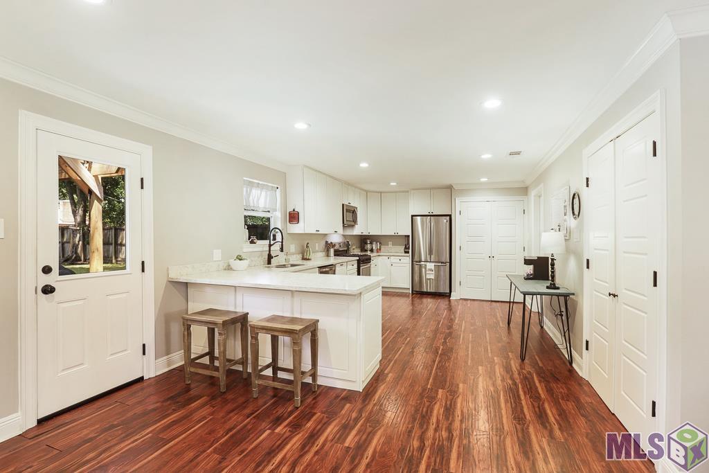 1464 Wellington Drive Baton Rouge, LA 70815 - Photo 9 of 32